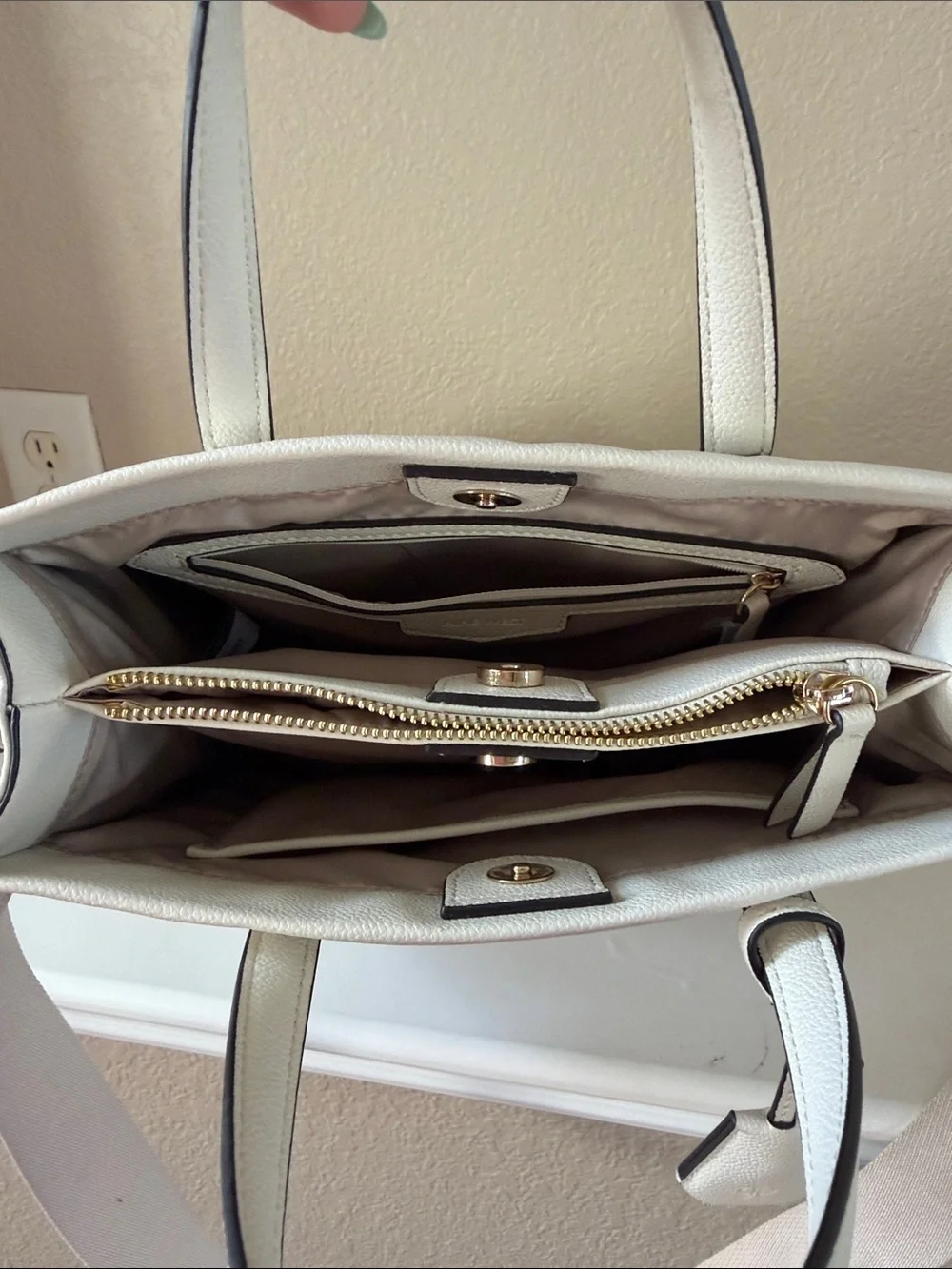 Nine West structured cream